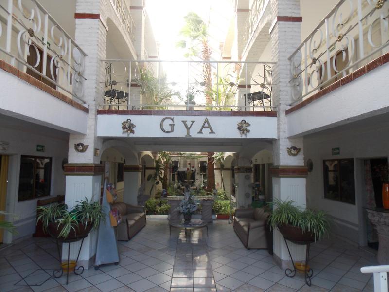 Hotel Gya Express Aguascalientes Bagian luar foto