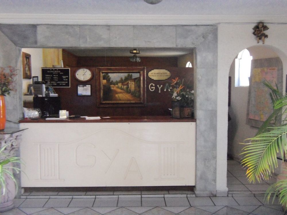 Hotel Gya Express Aguascalientes Bagian luar foto