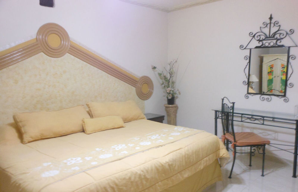 Hotel Gya Express Aguascalientes Bagian luar foto